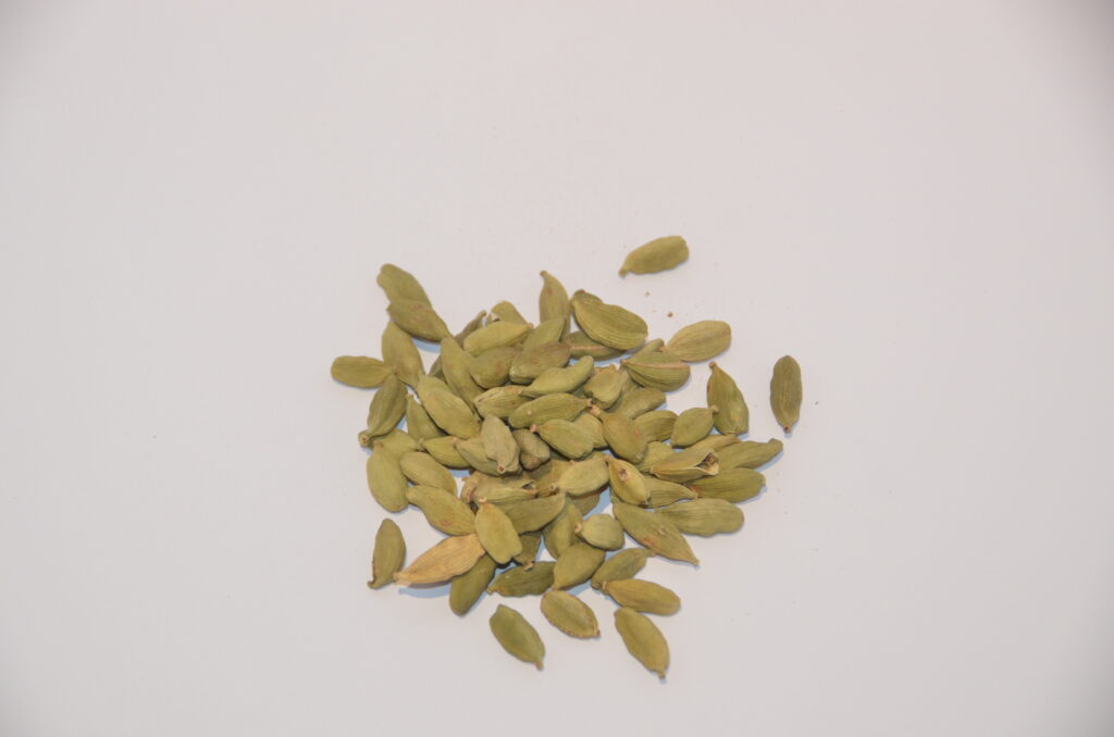 cardamome verte fruit entier plante vrac